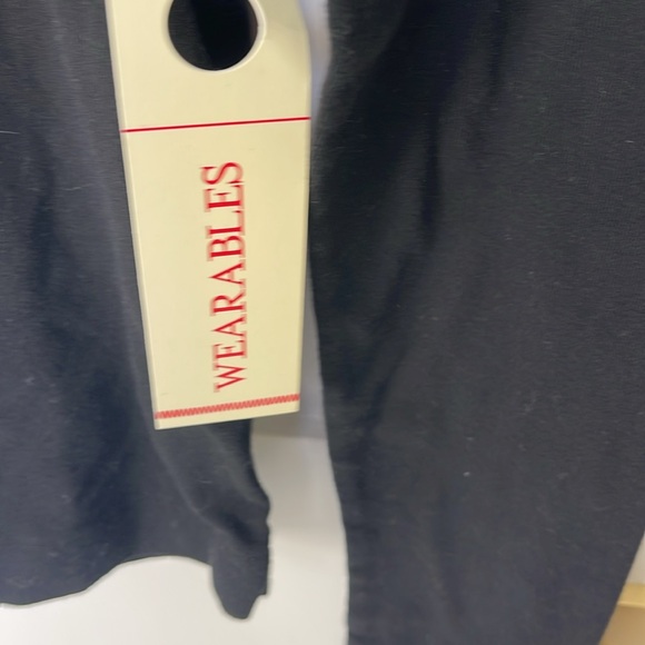 NWT XCVI WEARABLES DARLING BLACK LONG SLEEVE TOP! - Picture 3 of 3